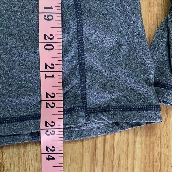 Athleta Northern Lights Reflective Long Sleeve EUC - Picture 8 of 9